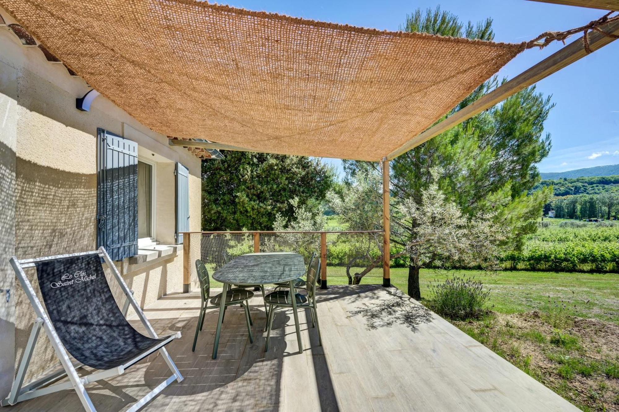 Clos Saint-Michel Resort & Spa Malaucene Exterior photo